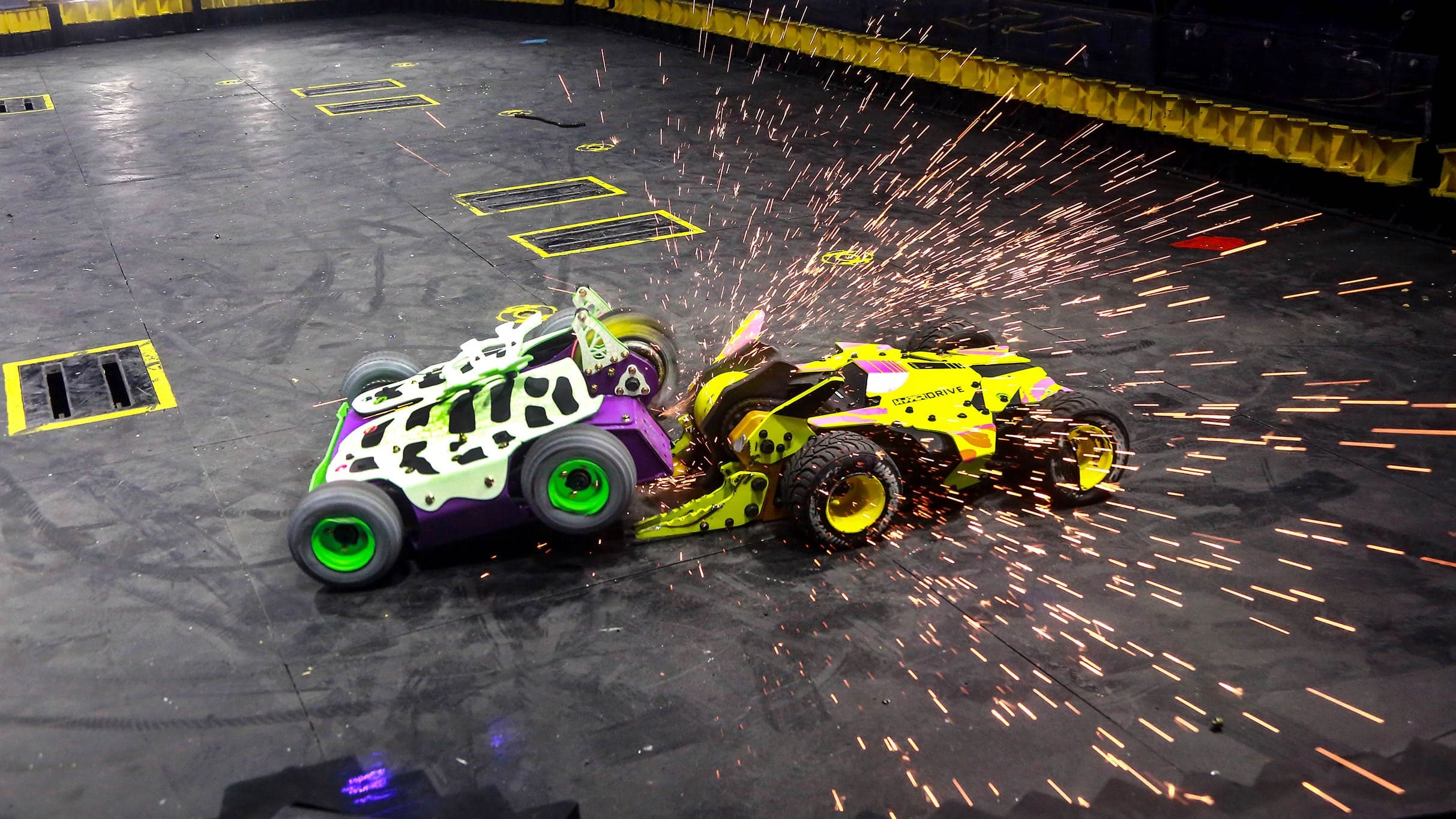 BattleBots Destruct-A-Thon | Official Caesars Ticket + Hotel Packages
