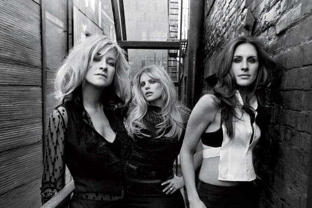 THE CHICKS - TAKING THE LONG WAY