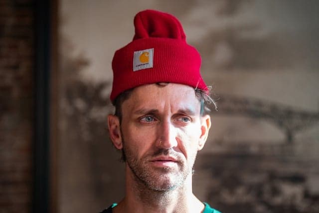 Every Avenue x In Her Own Words - Perfectly Unfamiliar Tour