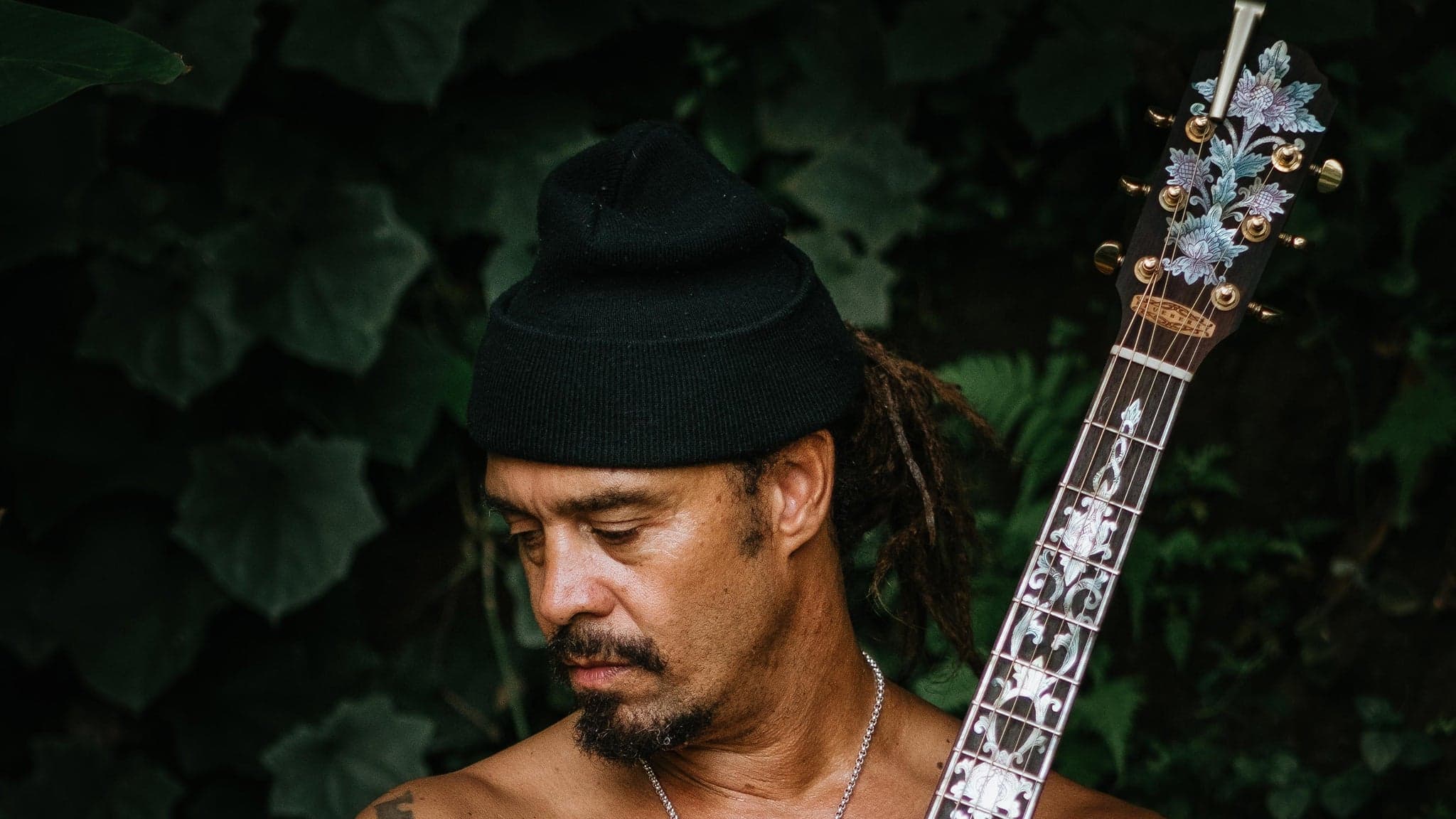 Michael Franti Trio - Heartstrings & Dynamite