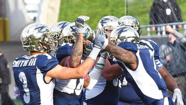 Akron Zips Football vs. UNLV Rebels Football