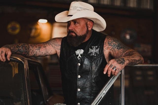 Creed Fisher w/ KC Johns