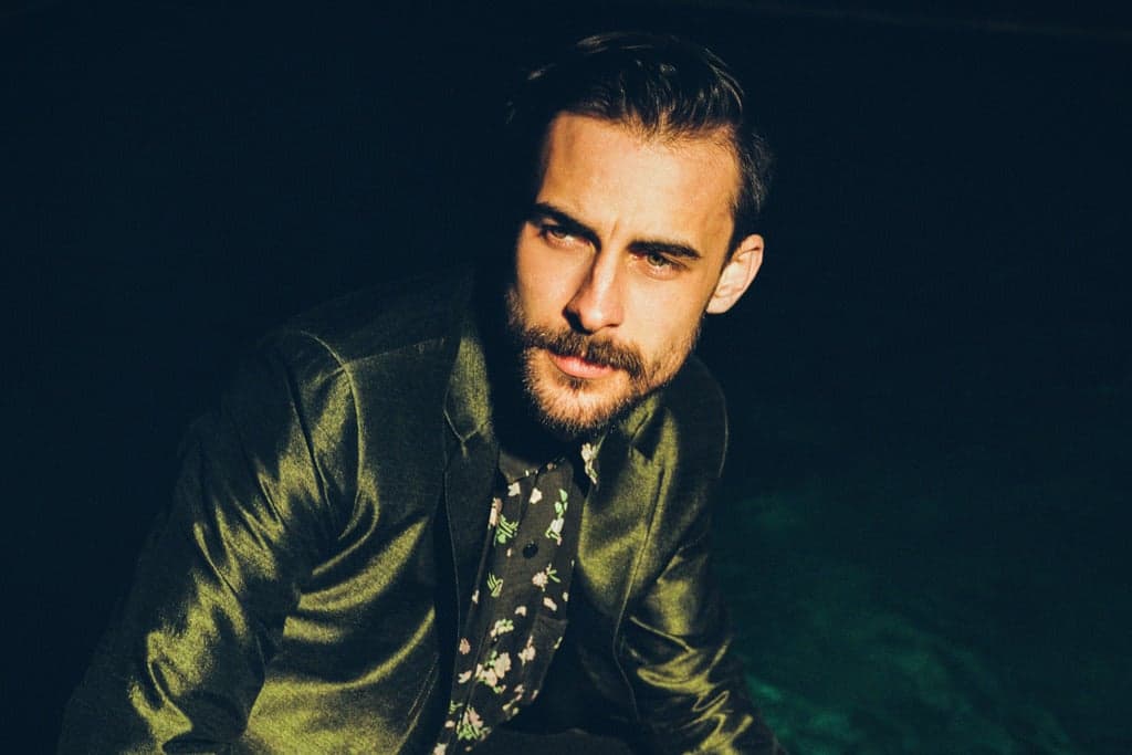Robert Ellis (21+ Event)