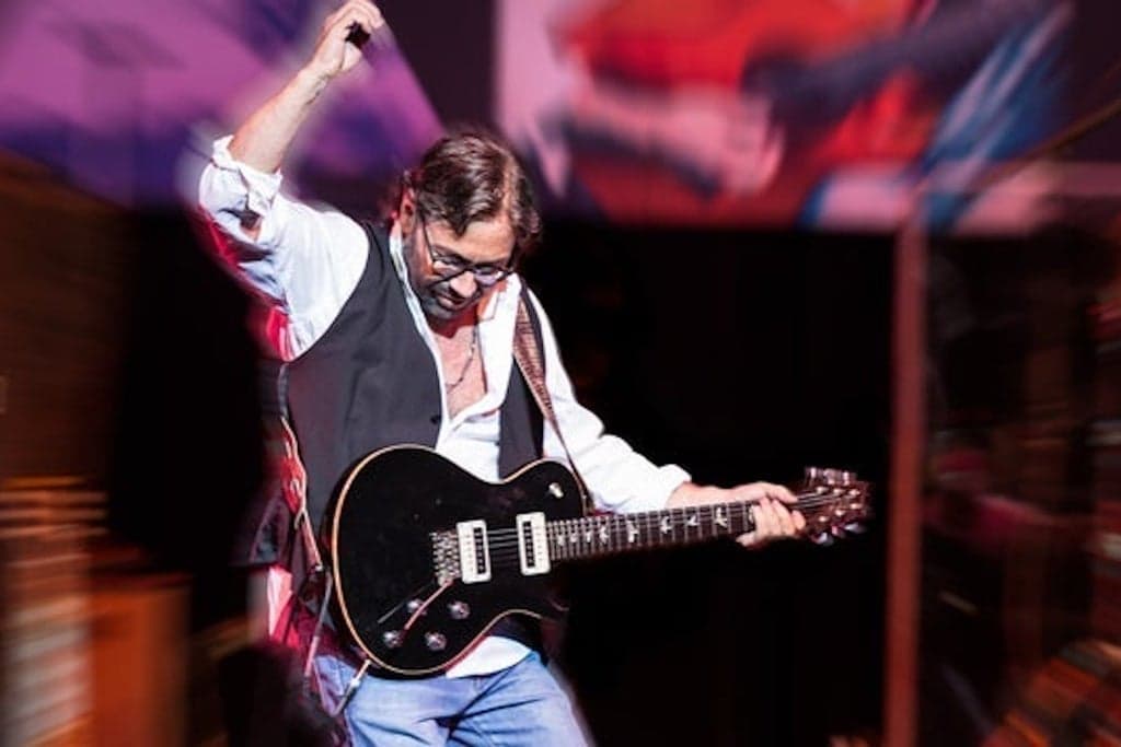 Al Di Meola VIP M&G Add-On