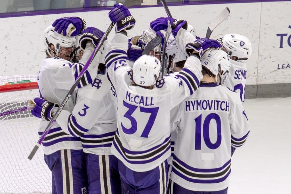 Holy Cross Vs Maine Ice Hockey Game
